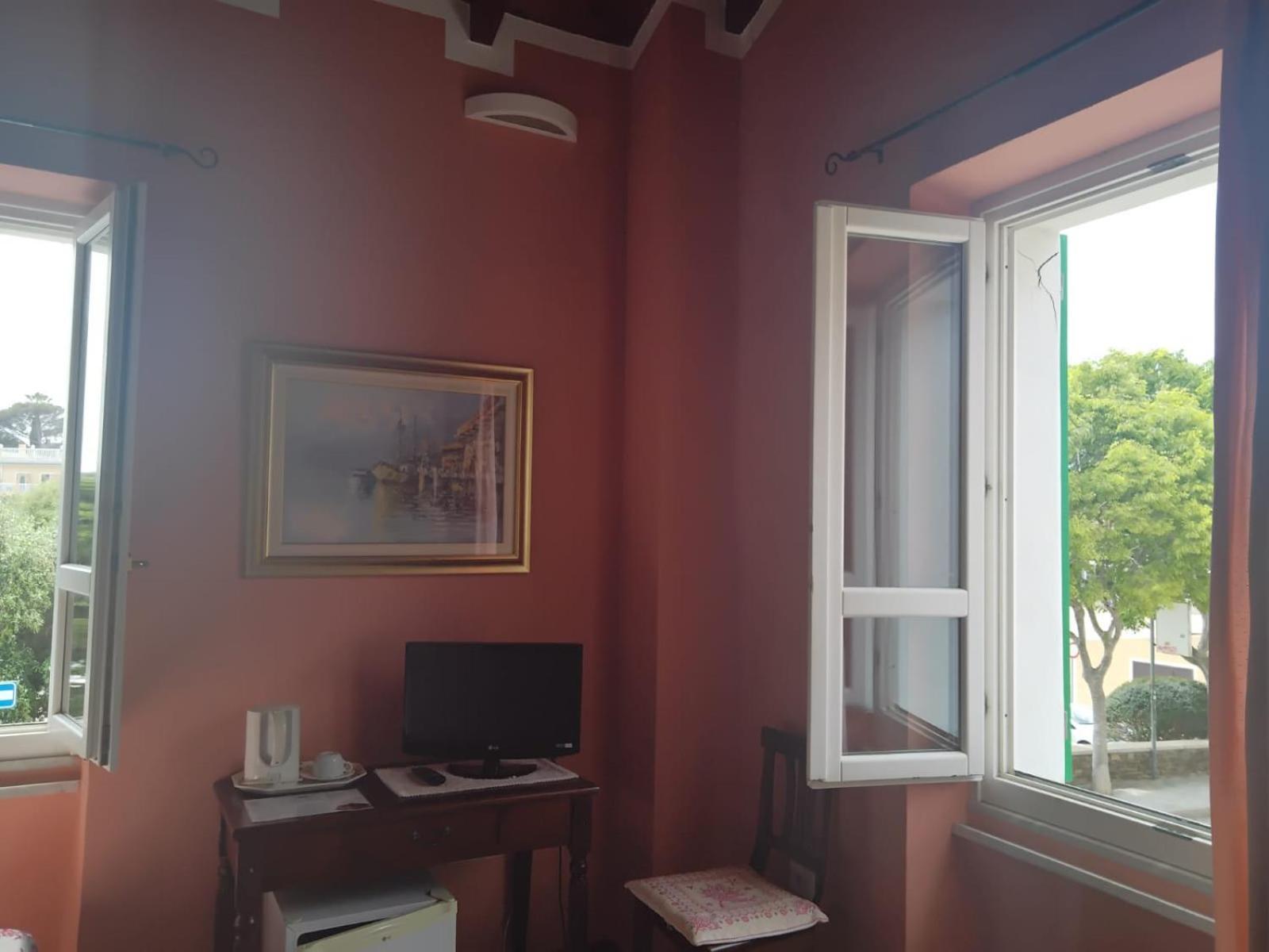 B&B Guest House Il Porto Vecchio スティンティーノ エクステリア 写真